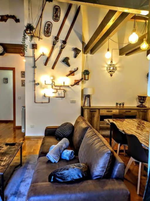 El Refugio De Tena - Tucasaenlospirineos Escarrilla Luaran gambar