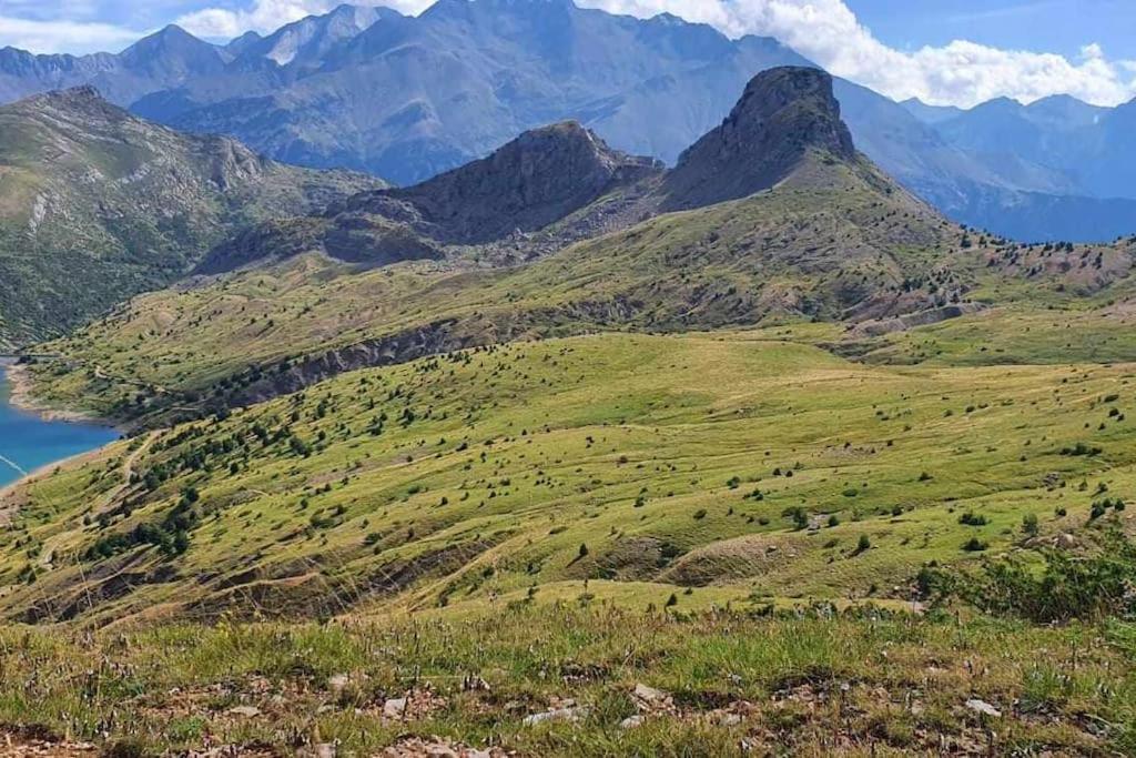 El Refugio De Tena - Tucasaenlospirineos Escarrilla Luaran gambar