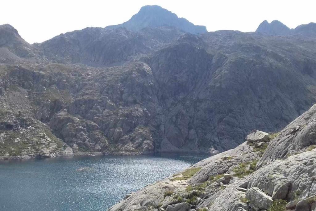 El Refugio De Tena - Tucasaenlospirineos Escarrilla Luaran gambar